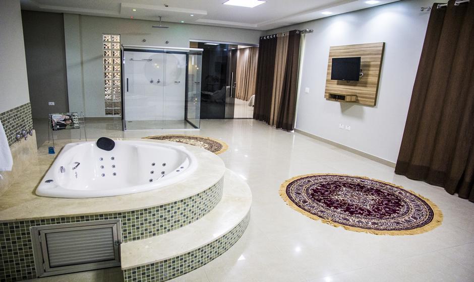 Hotel Baeza Goiatuba Kamer foto